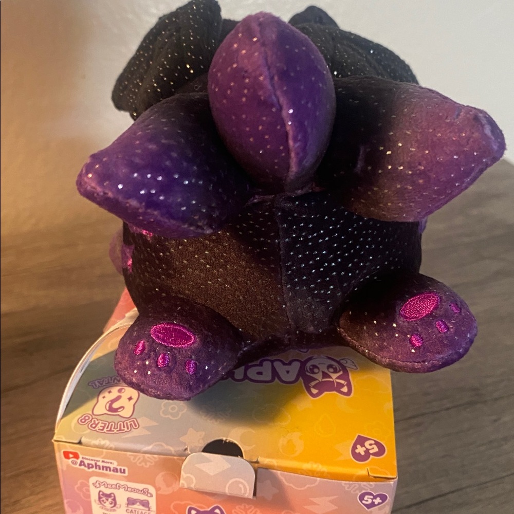 Aphmau Purple and Black Plush Toy
Dark cat
Rare - Picture 3 of 6